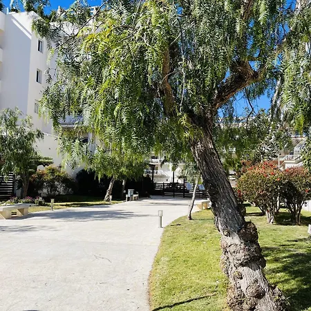 Serenity, Canal, Amarre, Piscine Et Jacuzzi Апартаменти *